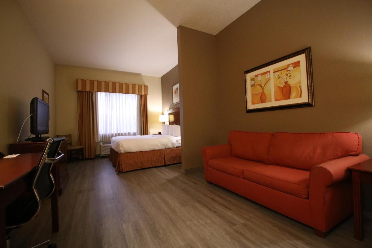 Country Inn & Suites by Radisson Tampa Casino Fairgrounds FL - image 7
