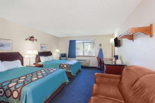 Super 8 by Wyndham Selma/Fresno Area - image 11