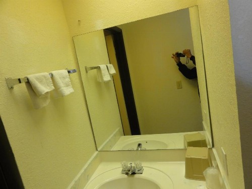 Budget Inn Selma - image 11