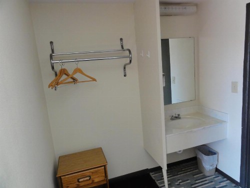 Budget Inn Selma - image 7