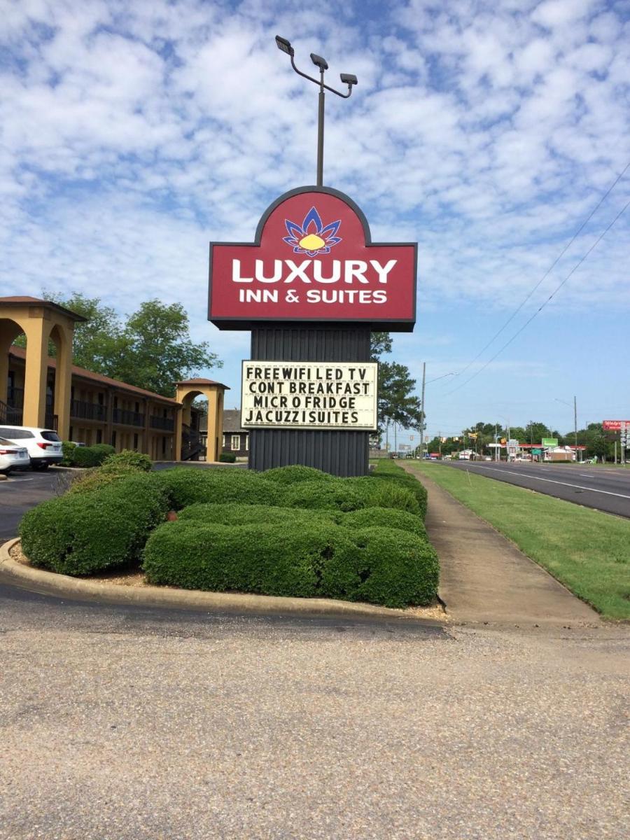Luxury Inn & Suites - main image