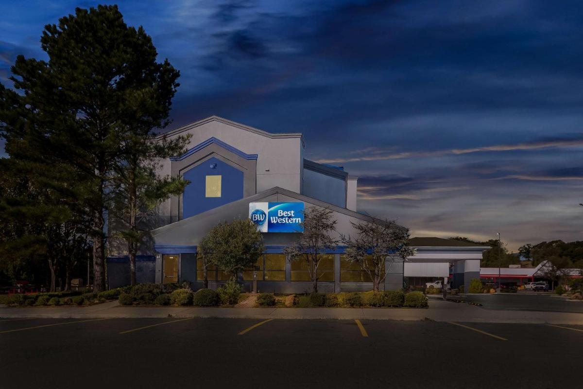 Best Western Seminole Inn and Suites - main image