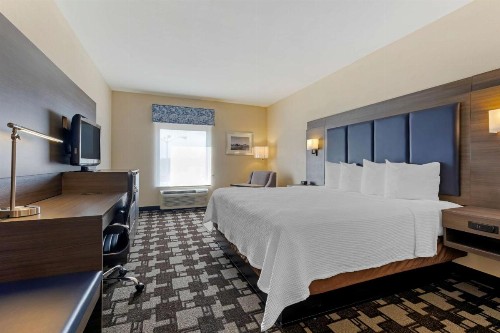 Best Western Seminole Inn and Suites - image 3