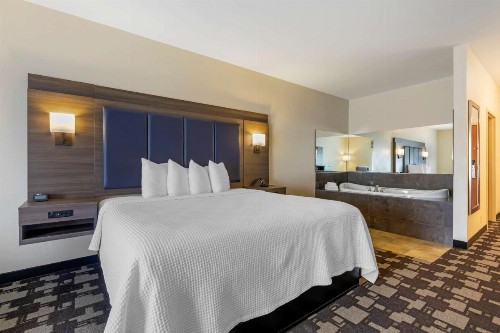 Best Western Seminole Inn and Suites - image 5