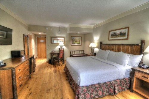 The Lodge at Five Oaks - image 14