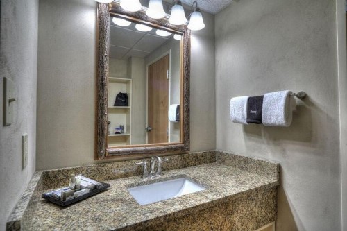 The Lodge at Five Oaks - image 19