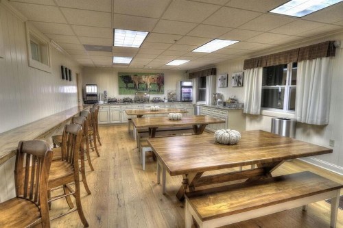 The Lodge at Five Oaks - image 9