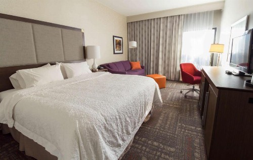 Hampton Inn Sevierville - image 35