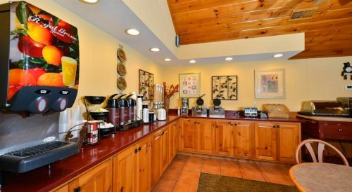 Baymont by Wyndham Sevierville Pigeon Forge - image 22