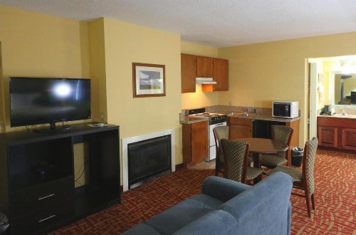 Baymont by Wyndham Sevierville Pigeon Forge - image 44