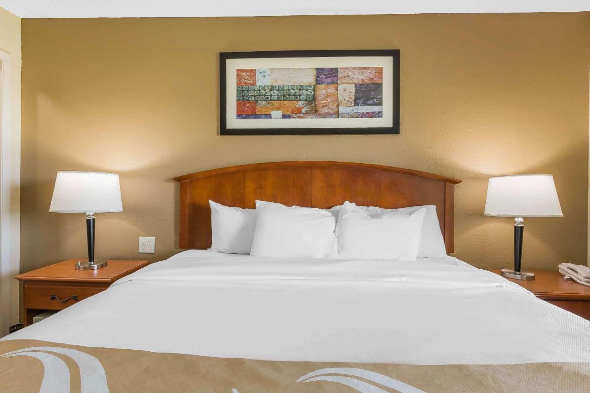 Quality Inn & Suites Sevierville - Pigeon Forge - image 4