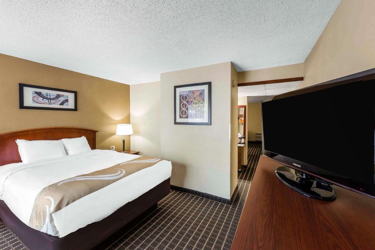 Quality Inn & Suites Sevierville - Pigeon Forge - image 5
