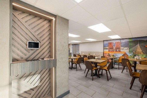 Sleep Inn Sevierville - image 12