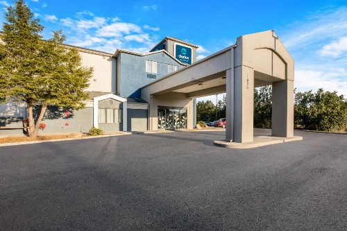 Sleep Inn Sevierville - image 13