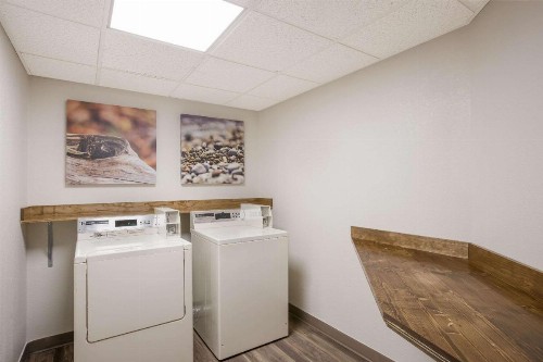 Sleep Inn Sevierville - image 15