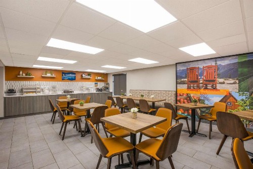 Sleep Inn Sevierville - image 2