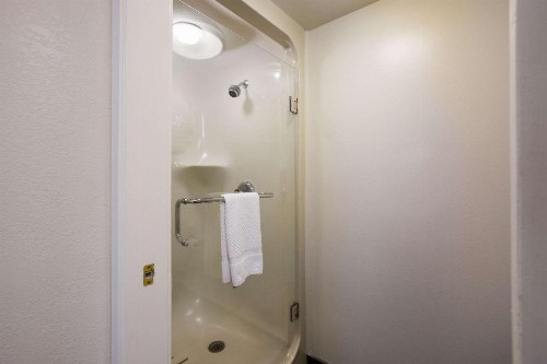 Sleep Inn Sevierville - image 35