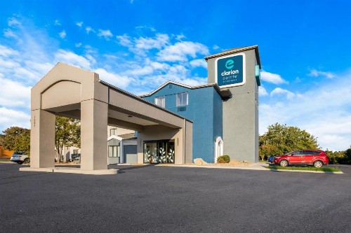 Sleep Inn Sevierville - image 42