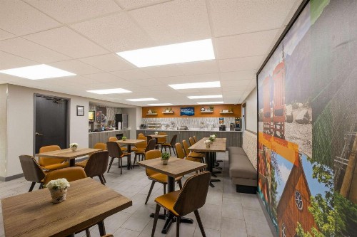 Sleep Inn Sevierville - image 5