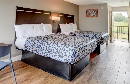 Riverview Inn - Pigeon Forge/Sevierville - image 7
