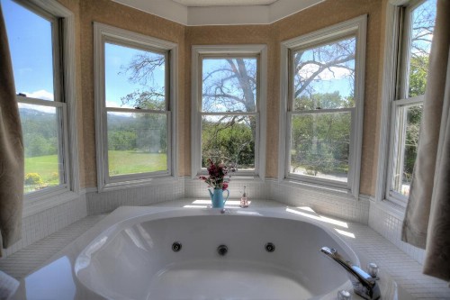 Blue Mountain Mist Country Inn - image 18