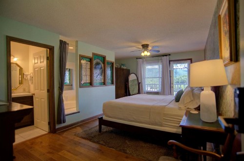 Blue Mountain Mist Country Inn - image 29