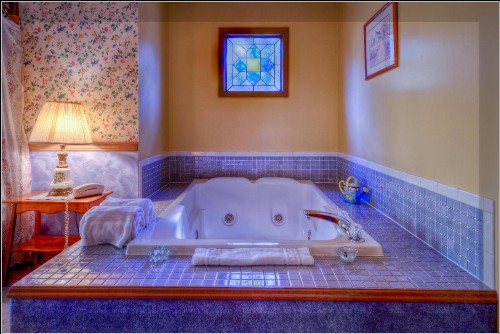 Blue Mountain Mist Country Inn - image 31
