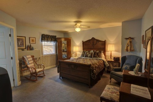 Blue Mountain Mist Country Inn - image 50