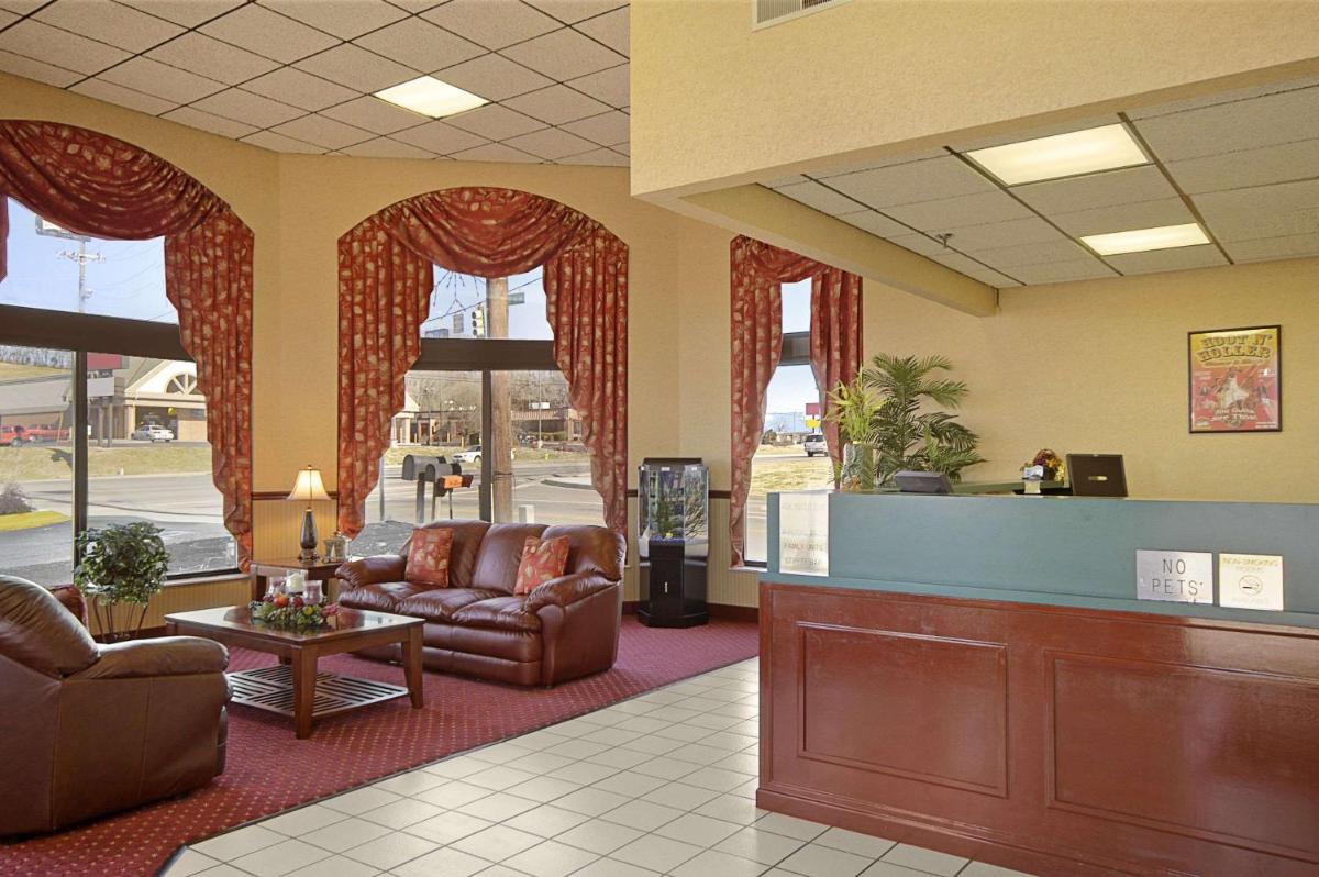 Days Inn by Wyndham Apple Valley Pigeon Forge/Sevierville - image 4