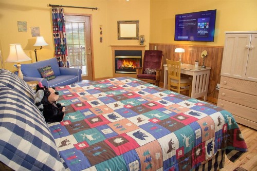 Berry Springs Lodge - image 13