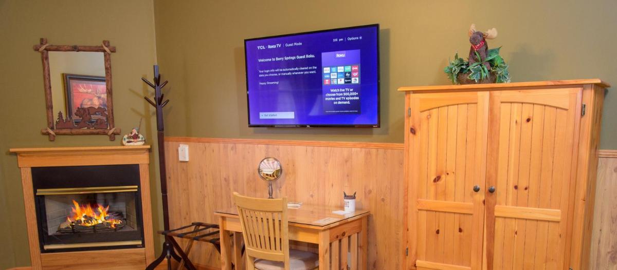 Berry Springs Lodge - image 6
