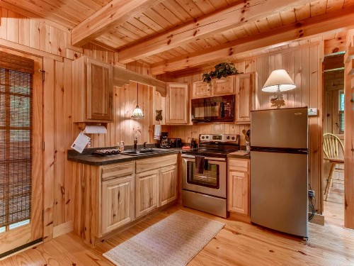Dogwood Cabin - image 2