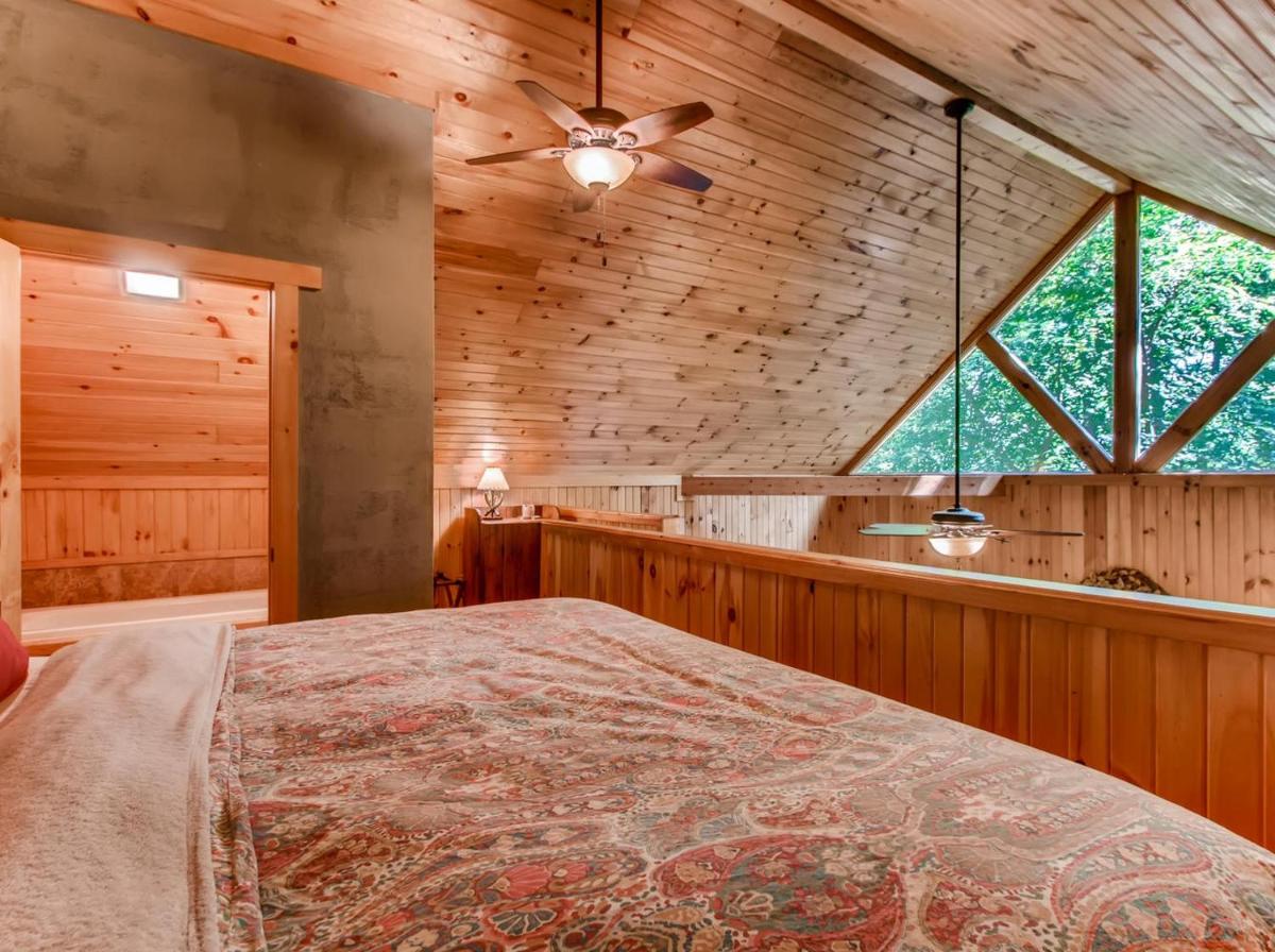 Dogwood Cabin - image 3