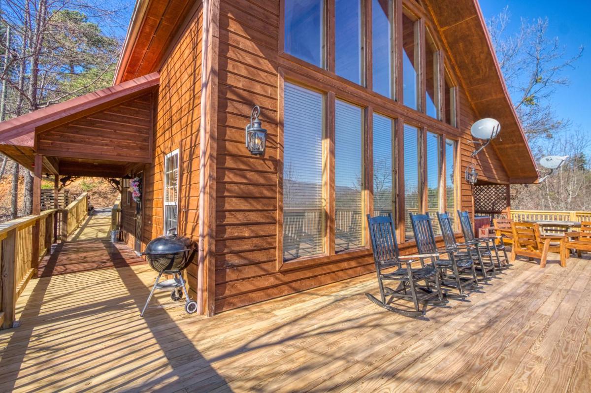 Run to the Hills Cabin - image 5