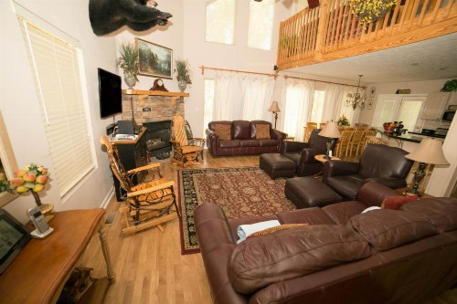 Happy Hollow Cabin - image 9