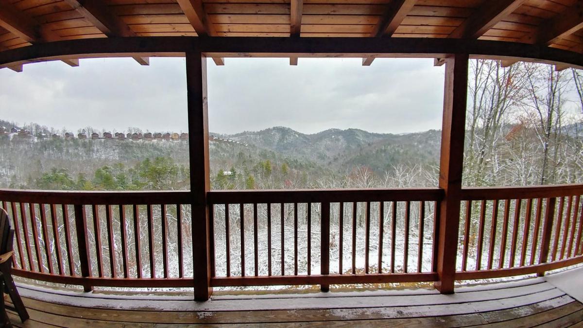 Bear Haven Cabin - image 6