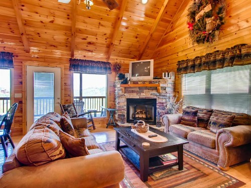 Bear Haven Cabin - image 8