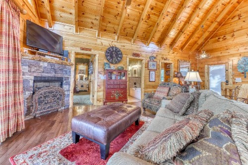 Hogwartz of the Smokies Cabin - image 8