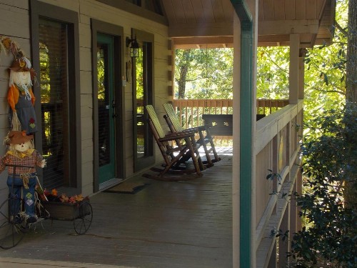 Cuddle Up Cabin - image 6