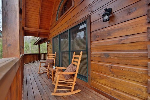 Smoky Mountain Getaway - image 24