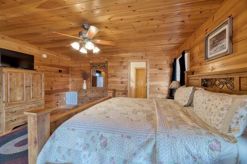 Cherokee Lodge - image 12
