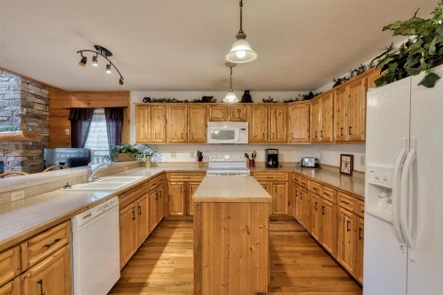 Cherokee Lodge - image 15