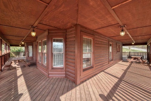 Cherokee Lodge - image 26