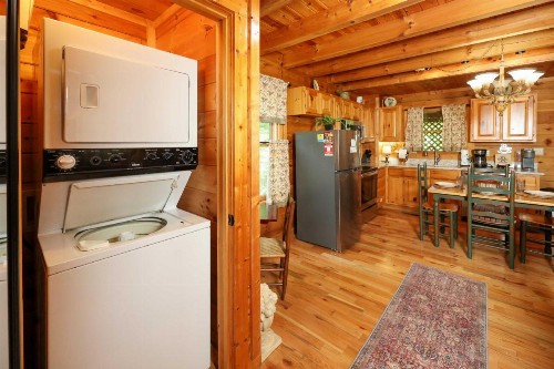 Shellie's Chateau - image 49