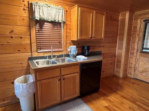 Wild Mountain Honey 3 Bedroom/3 Bath Home with Home Theater - image 21