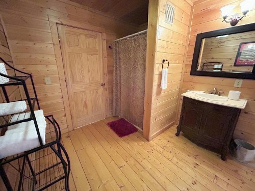 Wild Mountain Honey 3 Bedroom/3 Bath Home with Home Theater - image 46