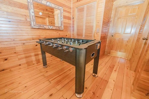 A Slice of Heaven Cabin - image 29