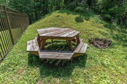 A Slice of Heaven Cabin - image 46