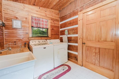 A Slice of Heaven Cabin - image 48