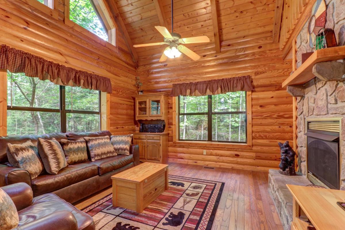 Friendly Bear Cabin - main image